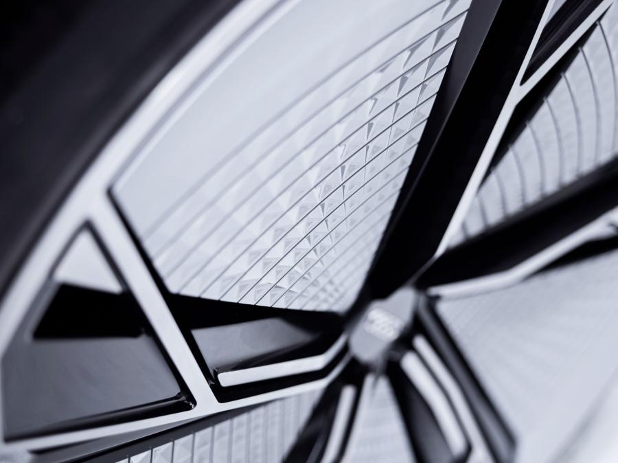 Колеса Audi Aicon Concept 2017 года  (фото 25 из 48)